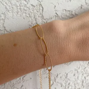 Pulseira Elos Trabalhados Brilhantes Essencial Banhado Em Ouro
