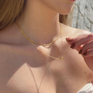 Colar Esfera Texturizada Jardim Secreto 45CM Banhado Em Ouro