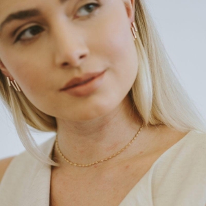 Colar Choker Torcida Essencial 30CM Banhado Em Ouro