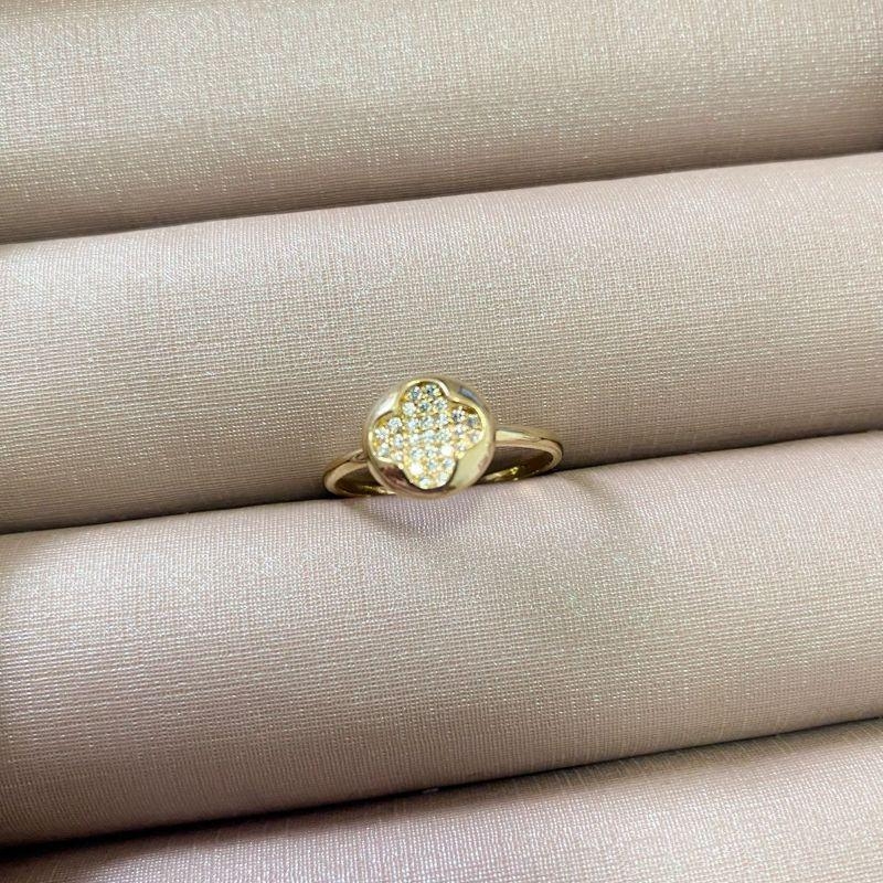 Anel Trevo Cravejado Essencial Banhado Em Ouro 18k