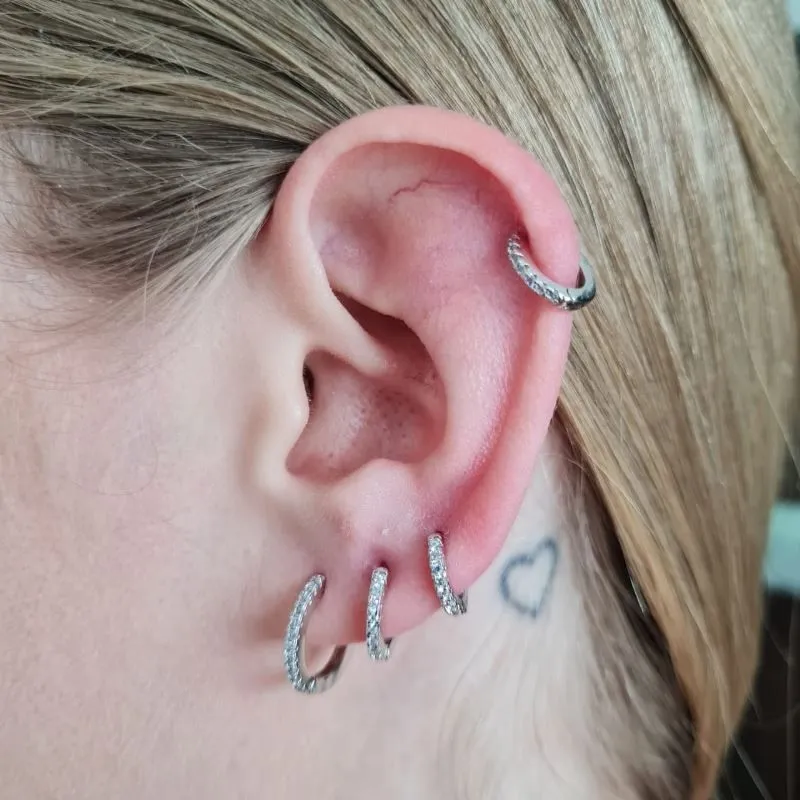 Brinco Argola Fina Cravejada - Ródio Pequena Banho Ródio Branco Semijoia