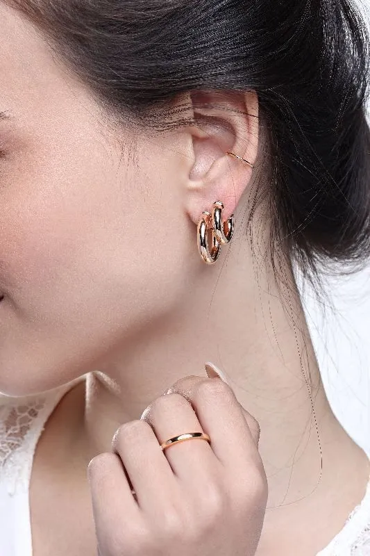 Brinco Argola de Tubo Média Banho Ouro 18k Semijoia