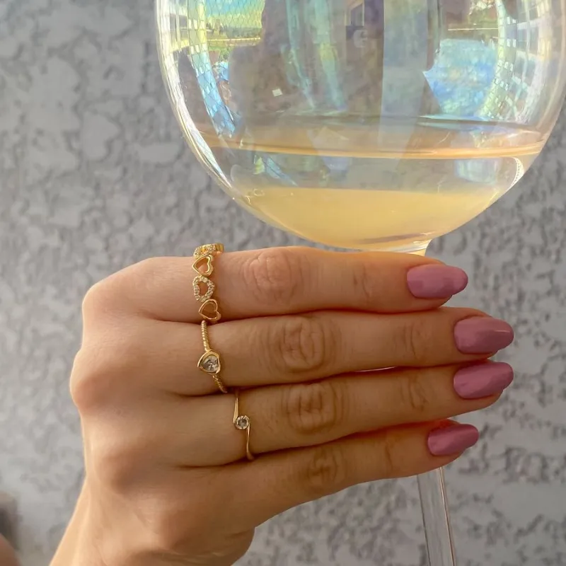 Anel De Corações Cravejado E Liso Zurique Banhado Em Ouro 18k