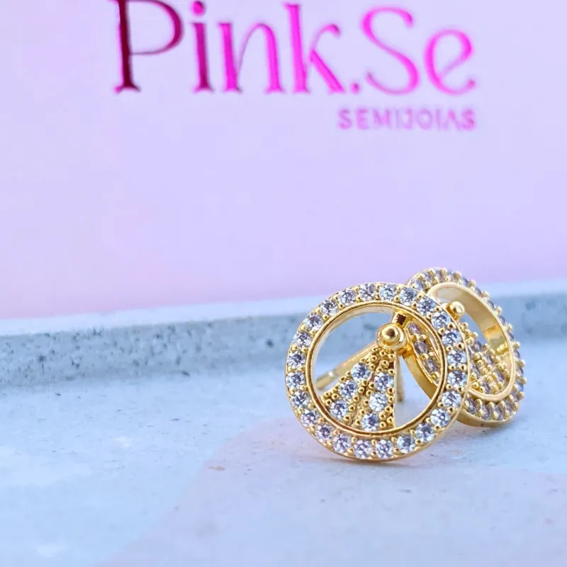 Brinco Nossa Senhora Zirconias Banho Ouro 18k Semijoia