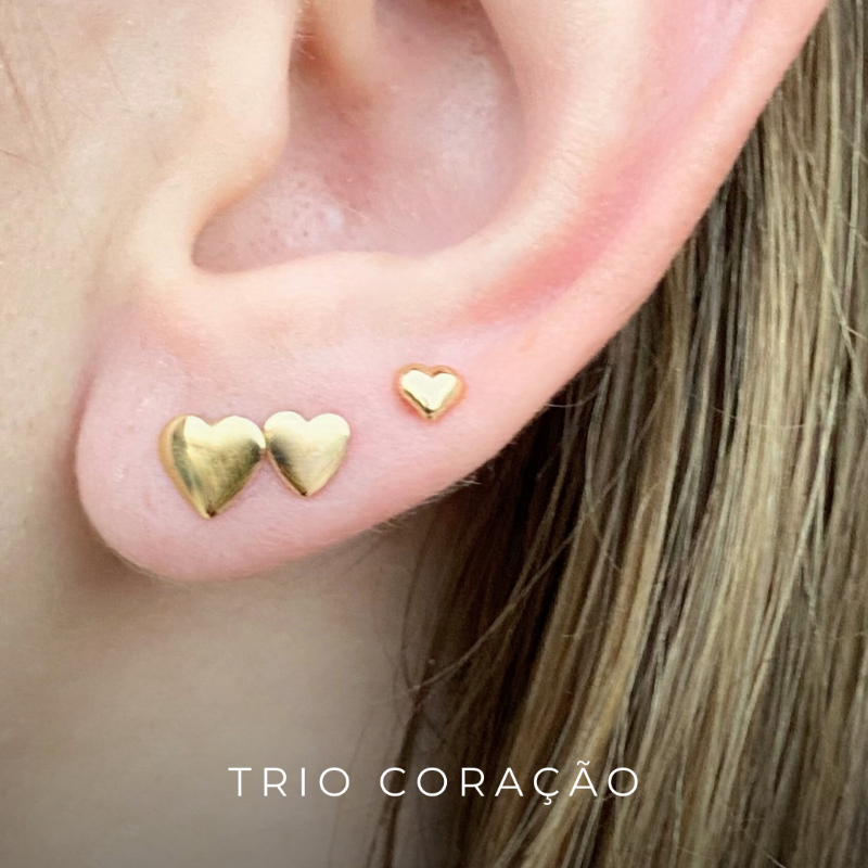 Brinco Trio Coração Liso Pequeno Pequeno Coleção Francisca Banho Ouro 18k Semijoia