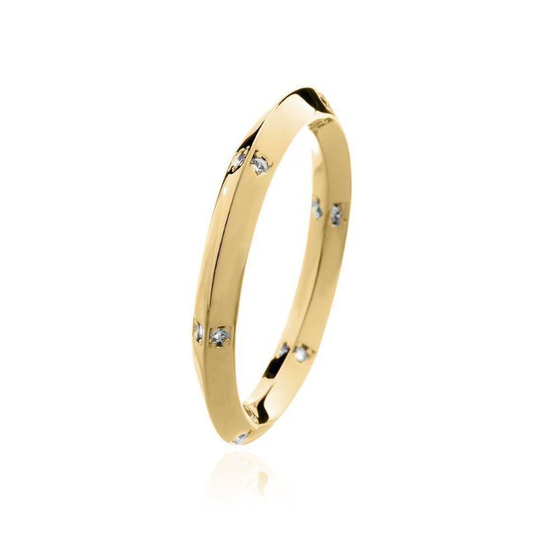 Anel Detalhado Com Zirconias Ouro Banhado Em Ouro 18k