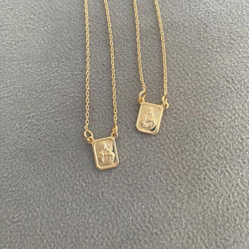 Colar Escapulário Jesus Cristo Essencial 60CM Banhado Em Ouro