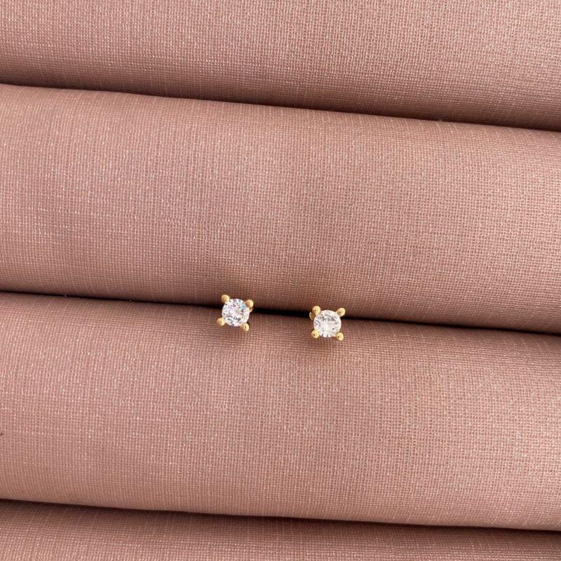 Brinco Ponto de Luz 4 Pontos Banho Ouro 18k Semijoia