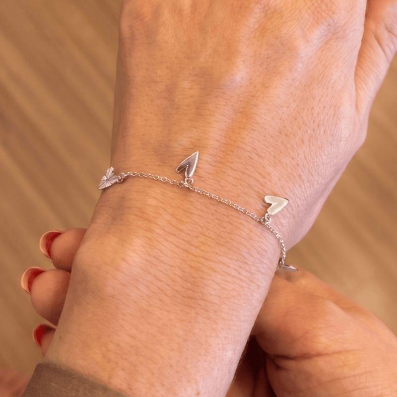 Pulseira  Corações lisos Florescer Banhado Em Ródio